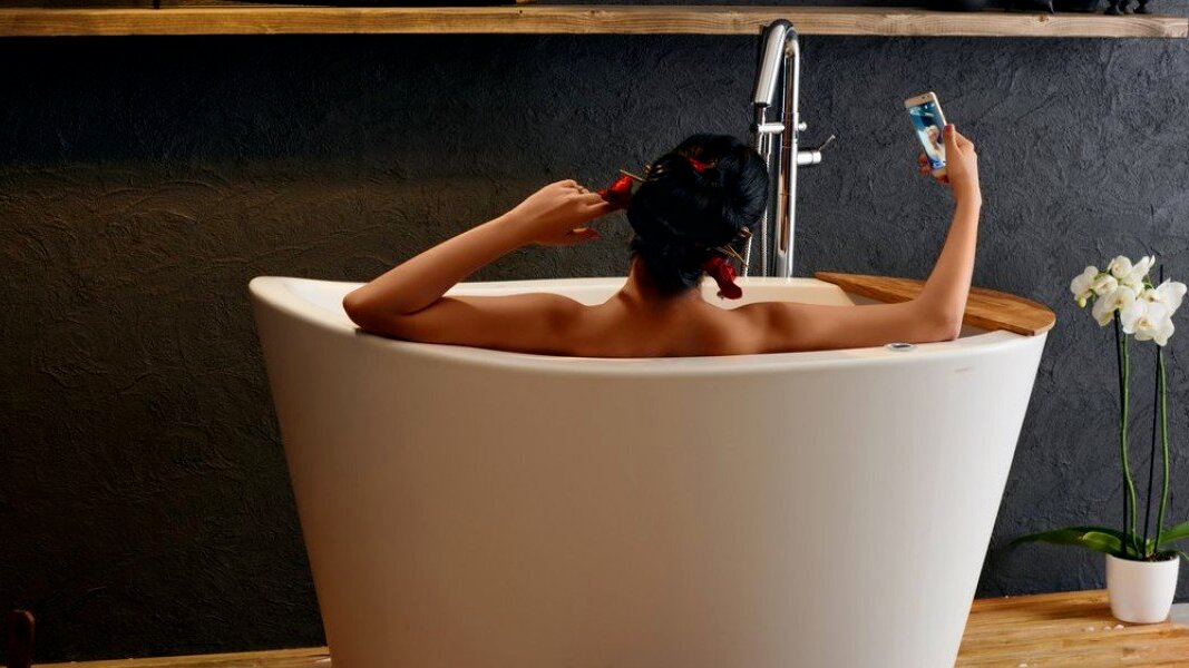 Aquatica True Ofuro Tranquility Heated Japanese Bathtub US version 110V 60Hz 05 (web) (1)